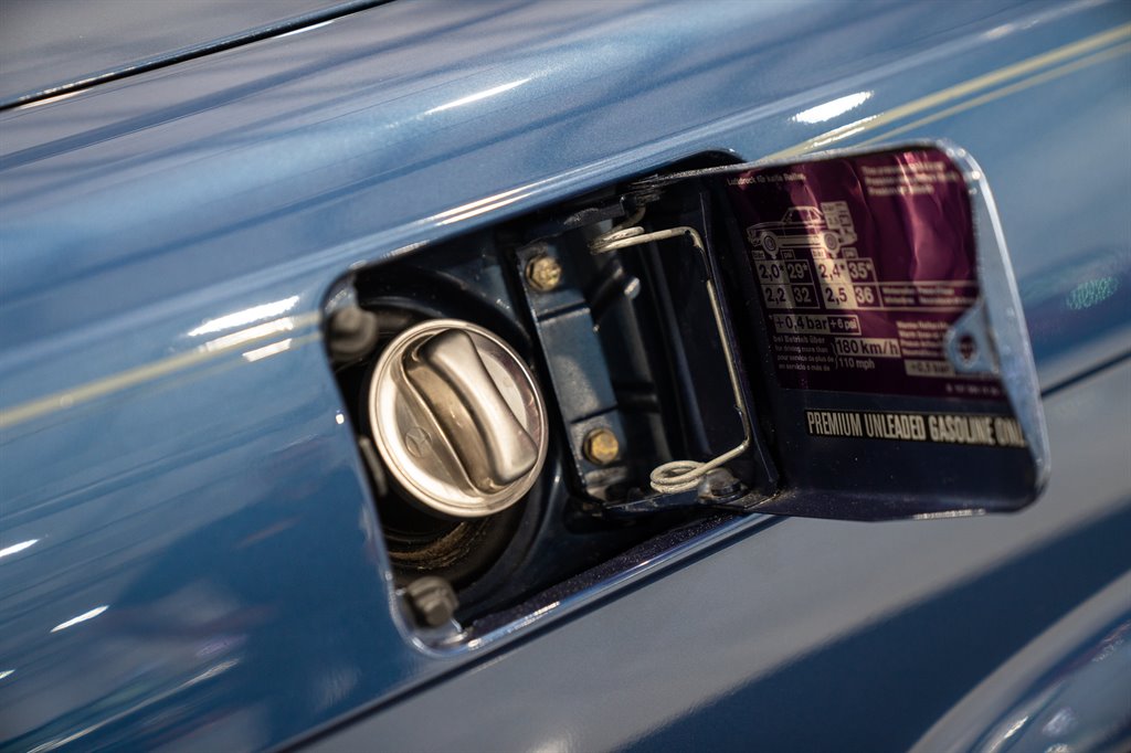 1986 Mercedes-Benz 560 Series 35