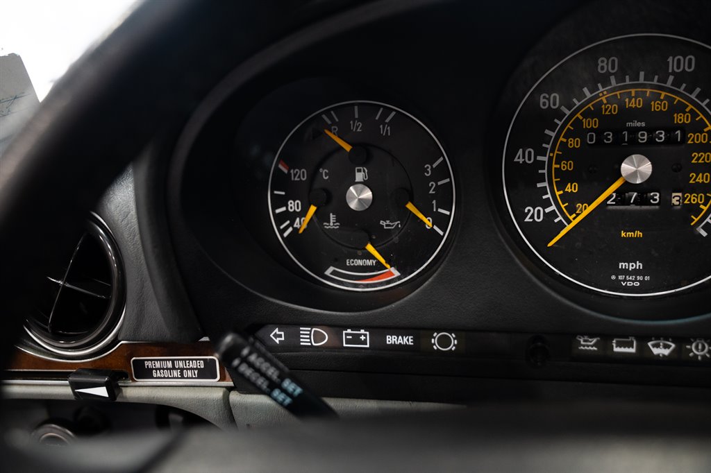 1986 Mercedes-Benz 560 Series 52