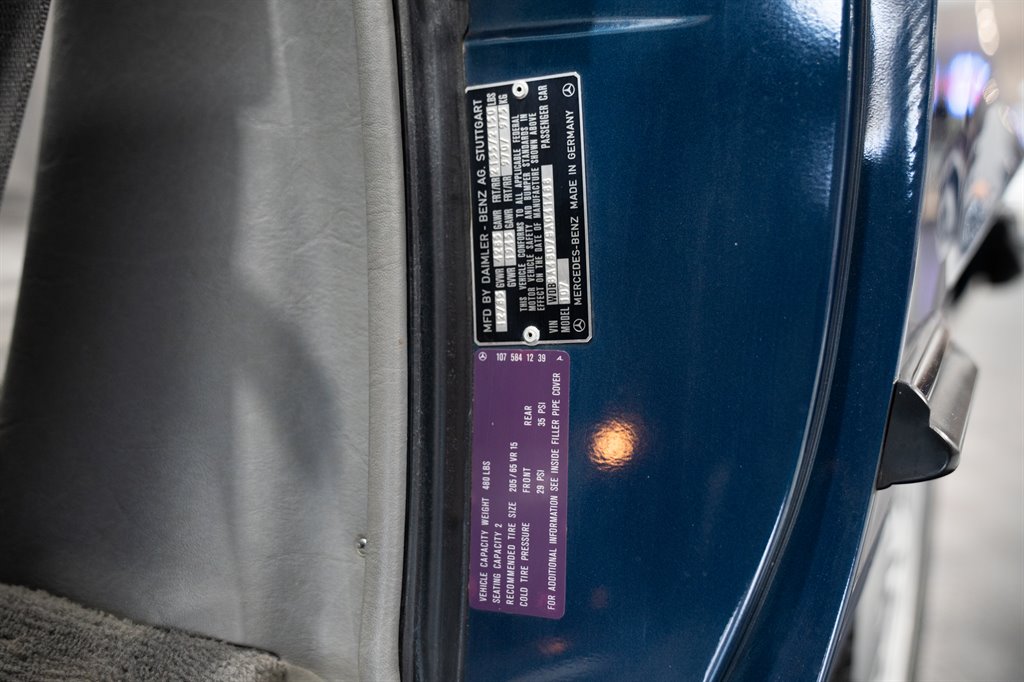 1986 Mercedes-Benz 560 Series 85