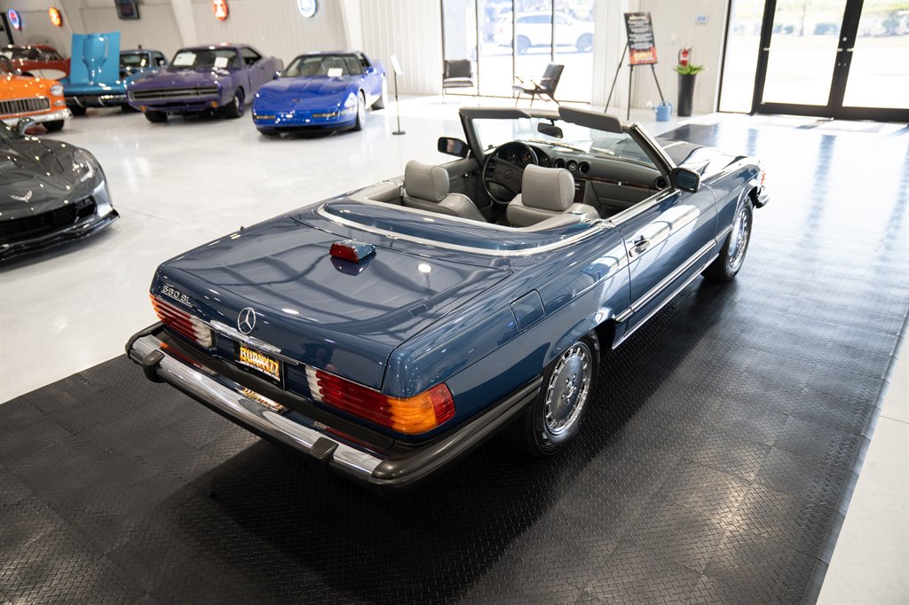 1986 Mercedes-Benz 560 Series 29