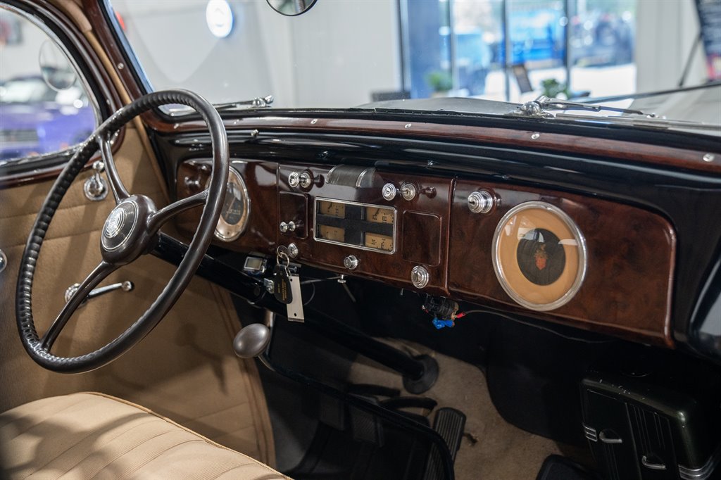 1937 Packard Model 115-C 48