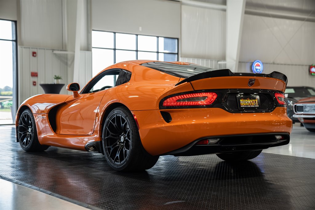 2014 Dodge Viper 4