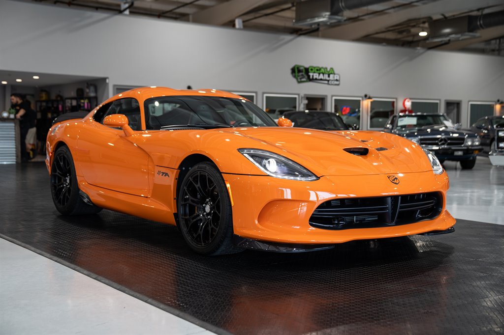 2014 Dodge Viper 12