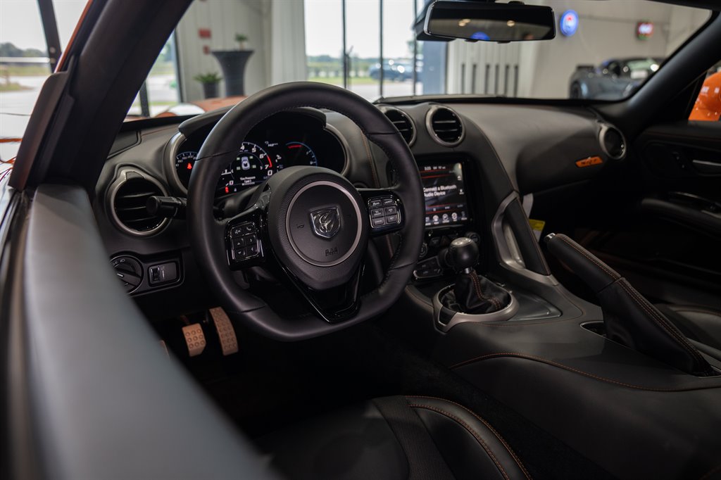 2014 Dodge Viper 47