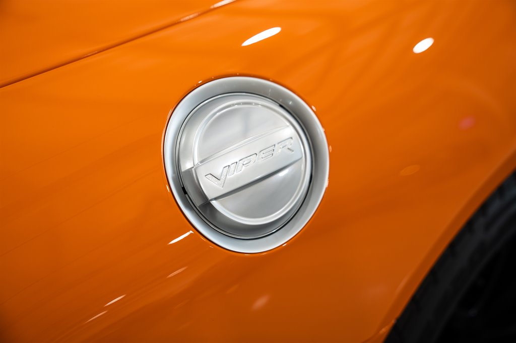 2014 Dodge Viper 32