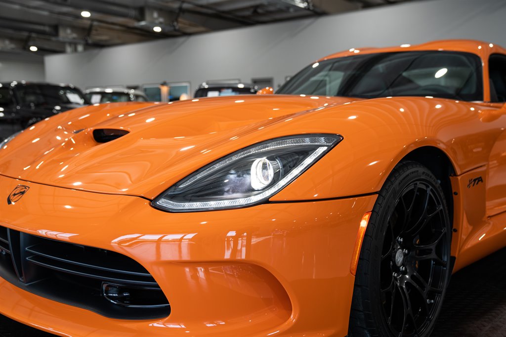 2014 Dodge Viper 19