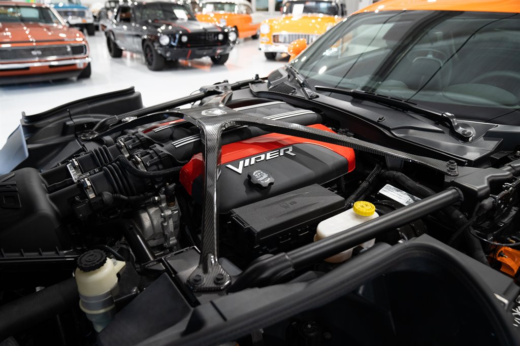 2014 Dodge Viper 66