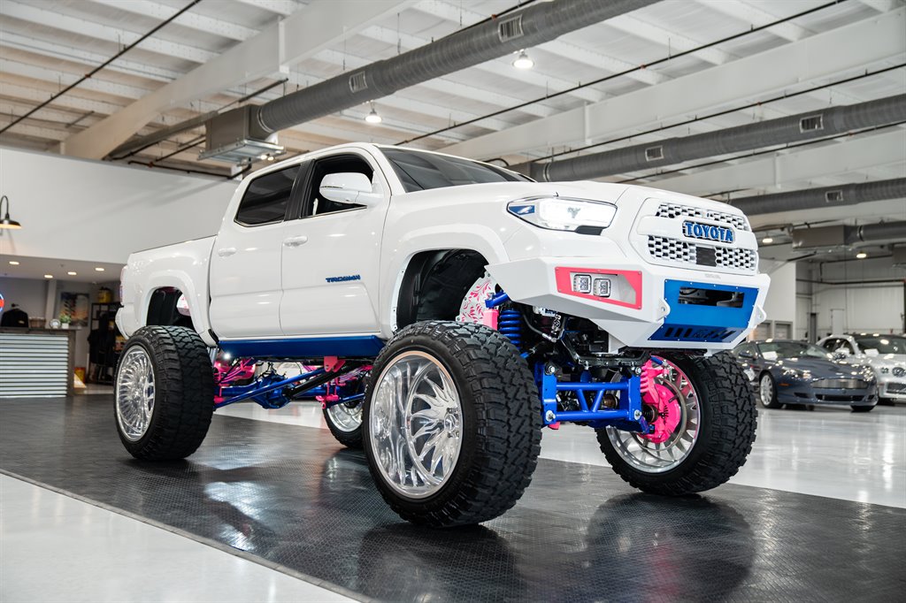 2023 Toyota Tacoma 17