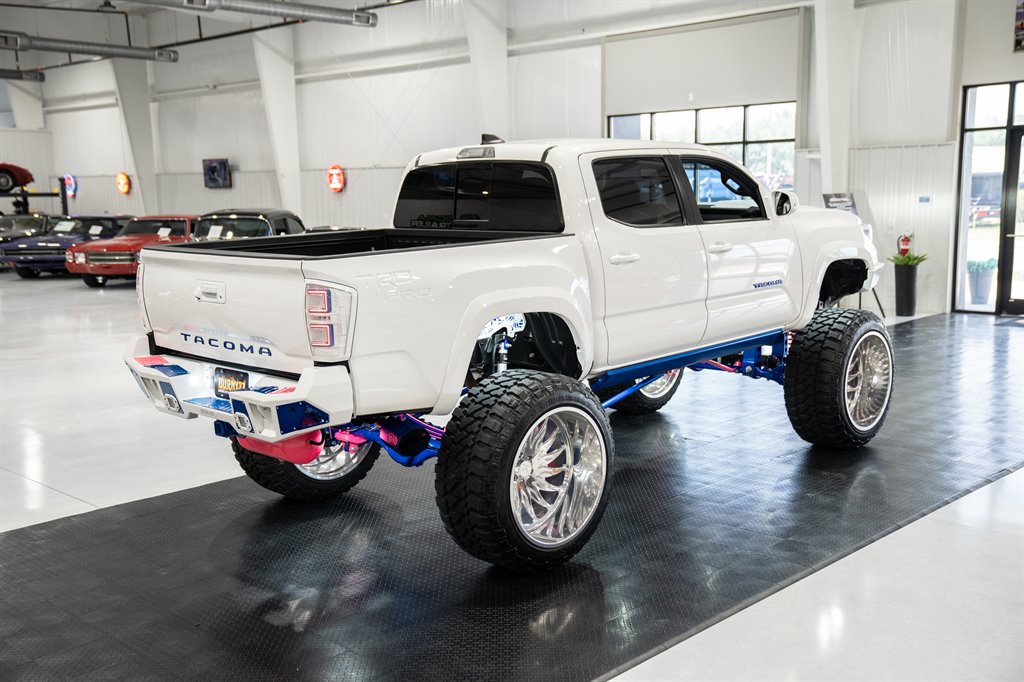 2023 Toyota Tacoma 14