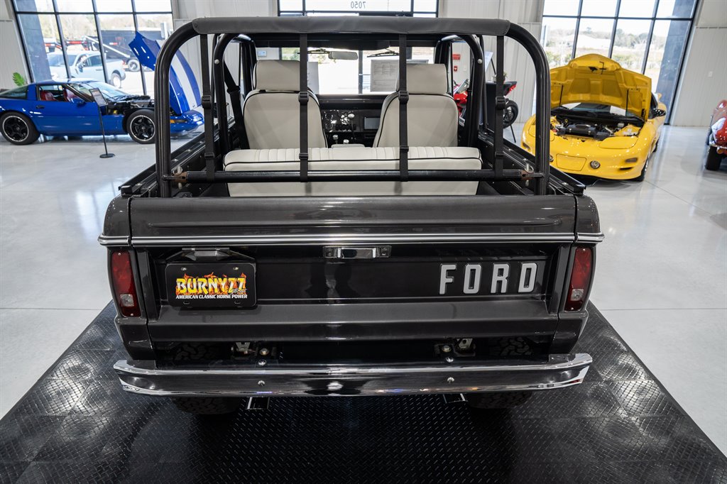 1973 Ford Bronco 17