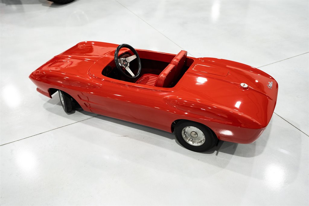 1963 Chevrolet Corvette 3