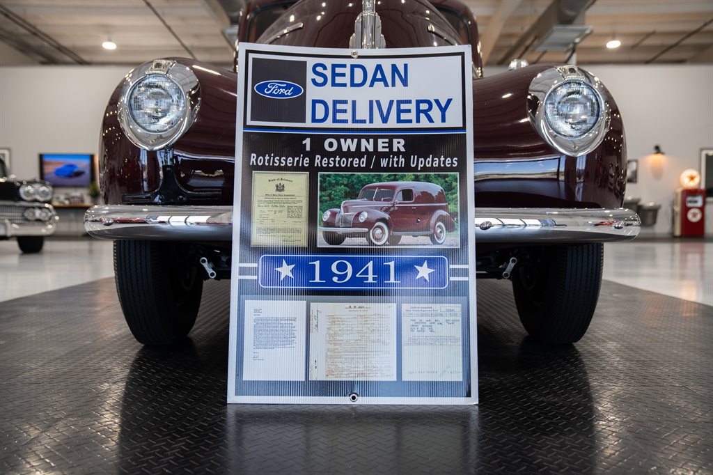 1941 Ford Sedan Delivery 82