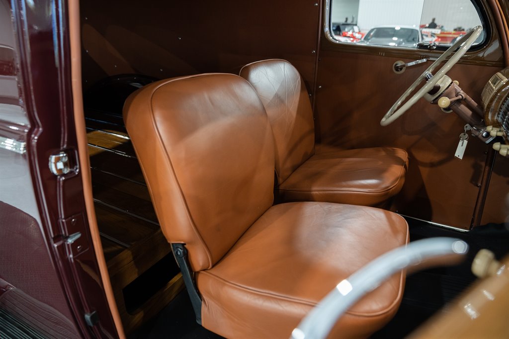 1941 Ford Sedan Delivery 45