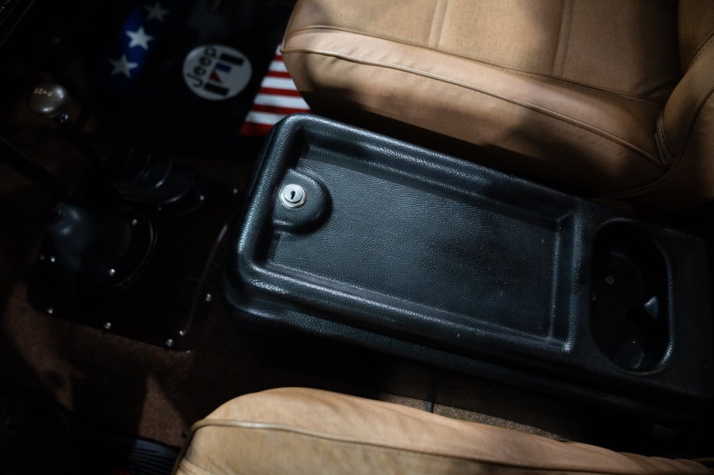 1979 Jeep CJ-7 Golden Eagle 54