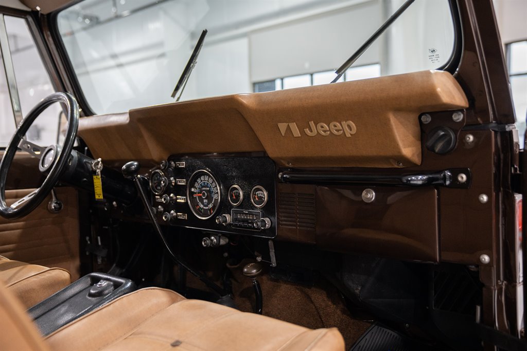 1979 Jeep CJ-7 Golden Eagle 52