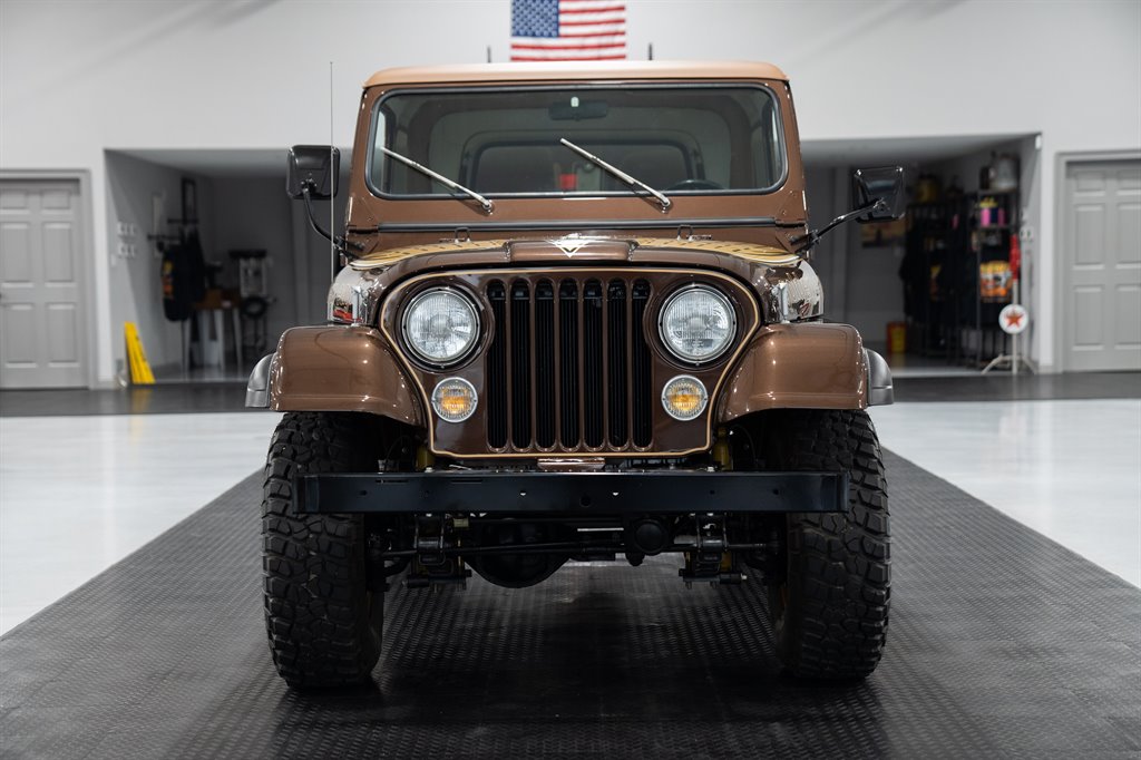 1979 Jeep CJ-7 Golden Eagle 16