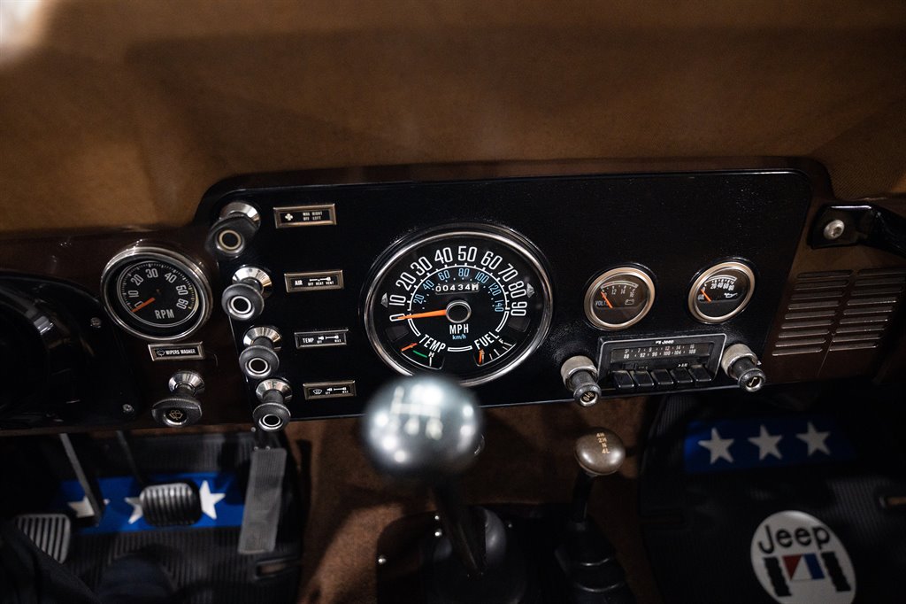 1979 Jeep CJ-7 Golden Eagle 47