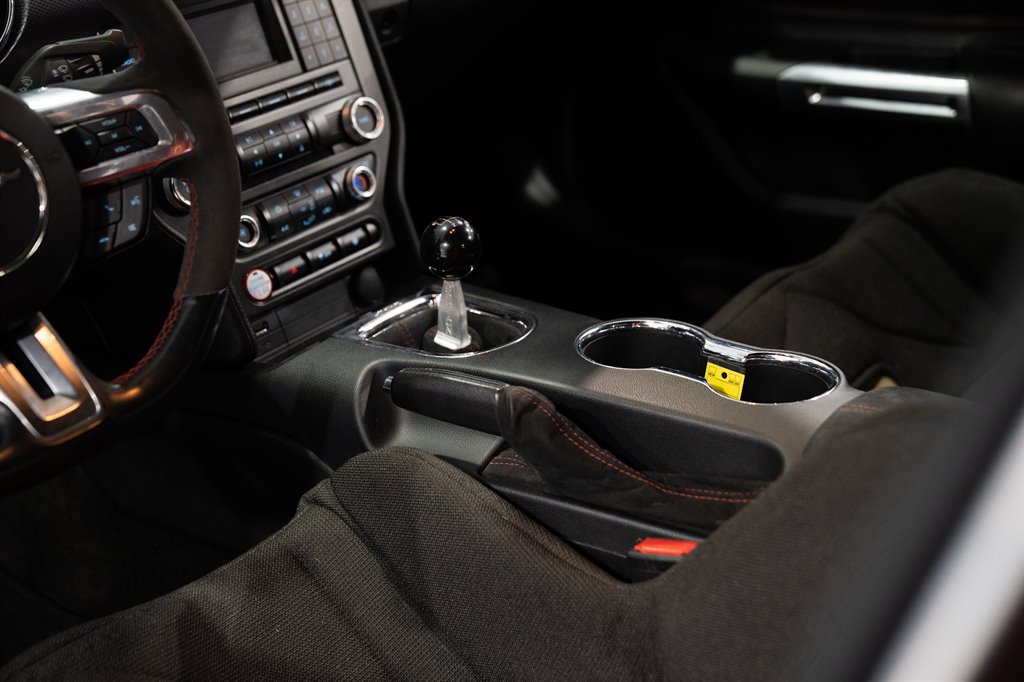 2016 Ford Mustang 59