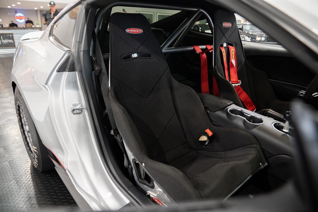 2016 Ford Mustang 65