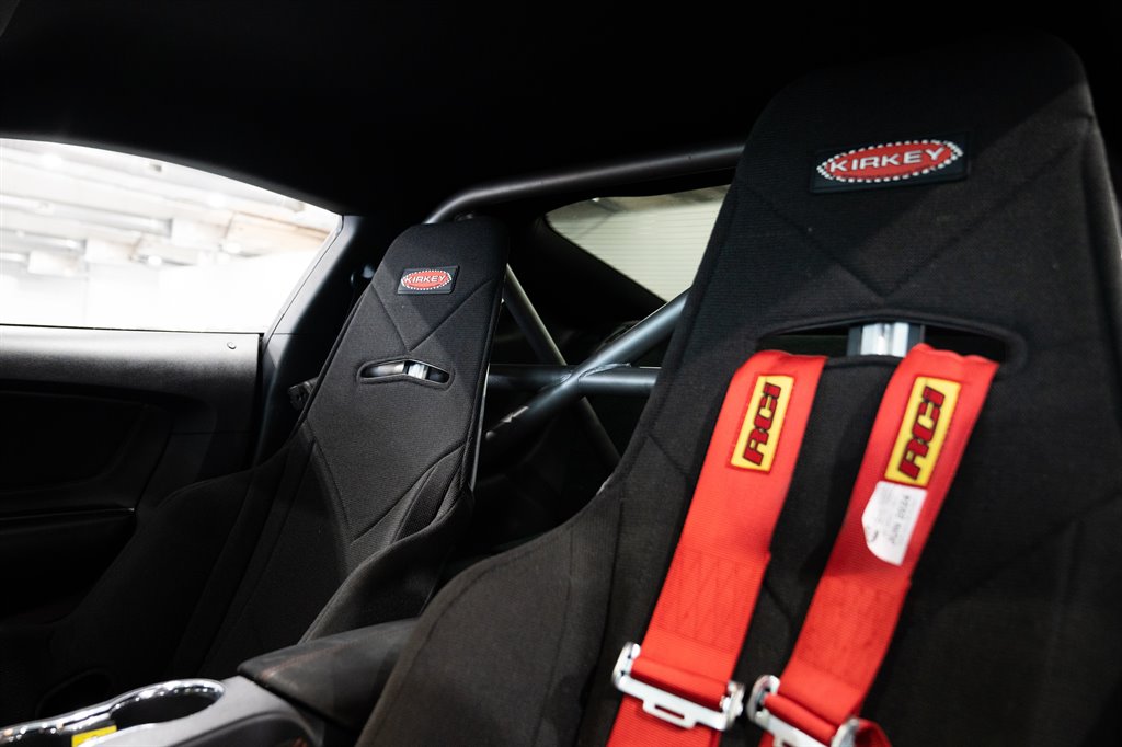 2016 Ford Mustang 44