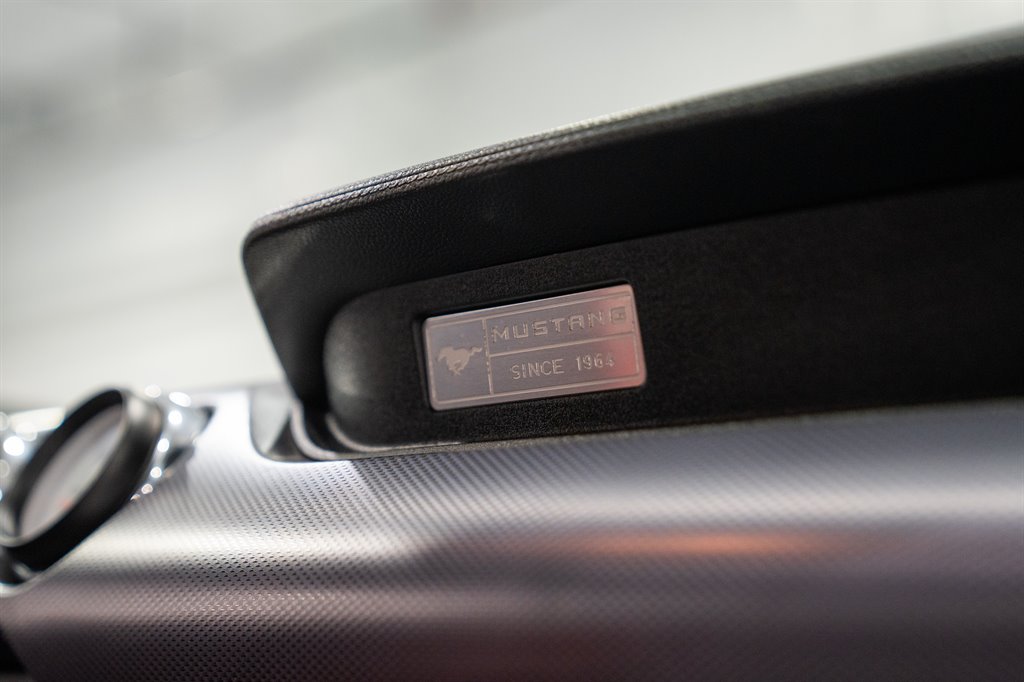 2016 Ford Mustang 64