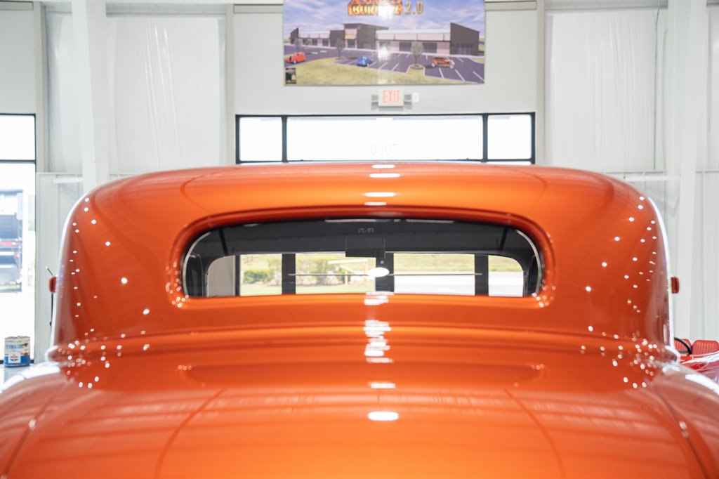 1932 Ford 3-Window Coupe 33