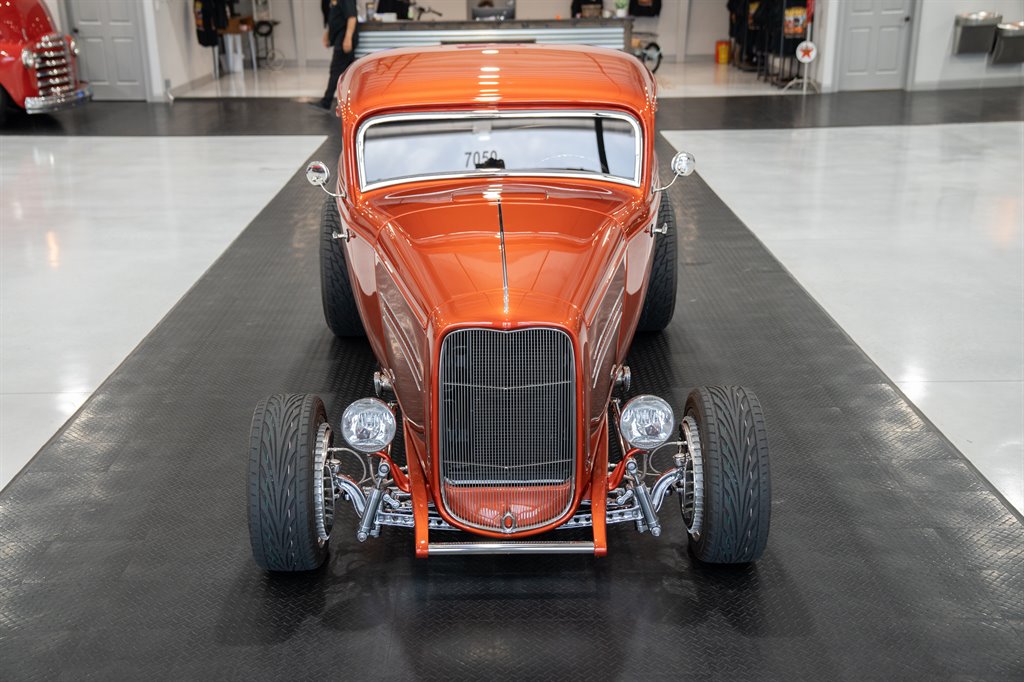 1932 Ford 3-Window Coupe 16