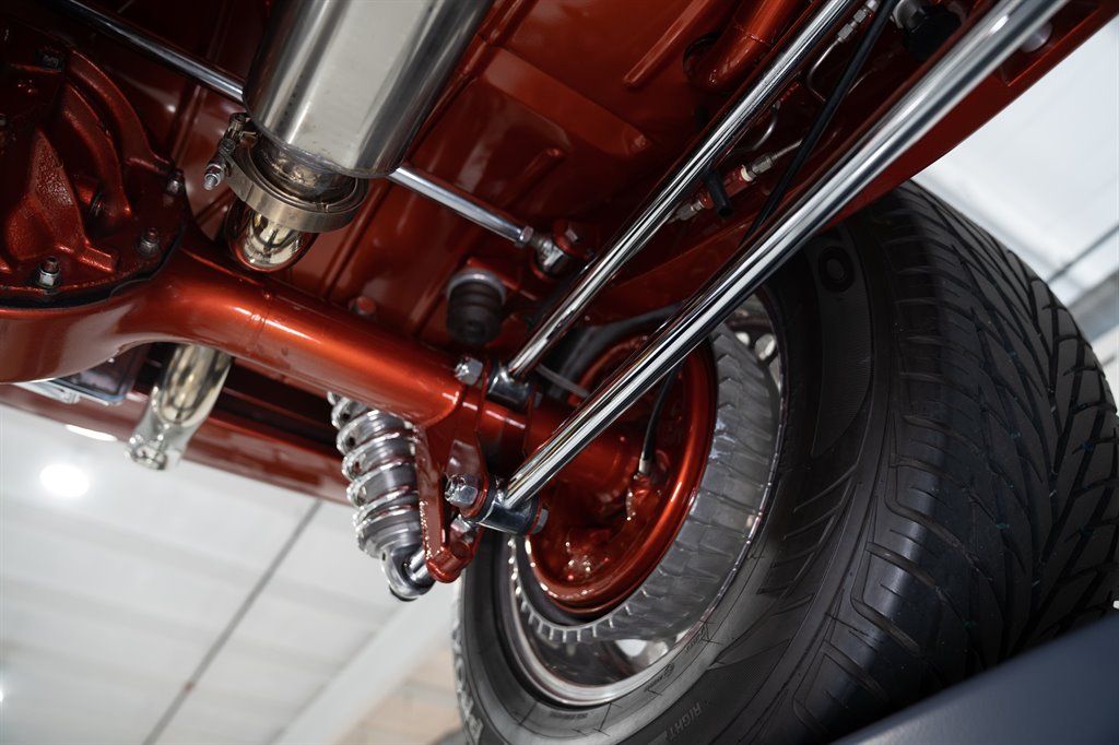 1932 Ford 3-Window Coupe 91