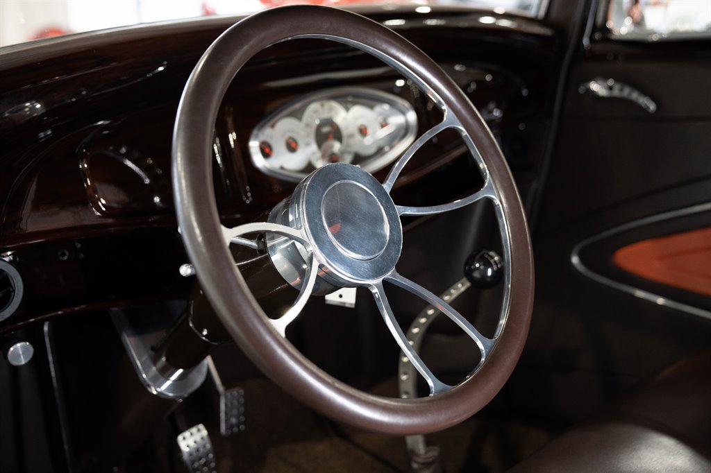 1932 Ford 3-Window Coupe 45