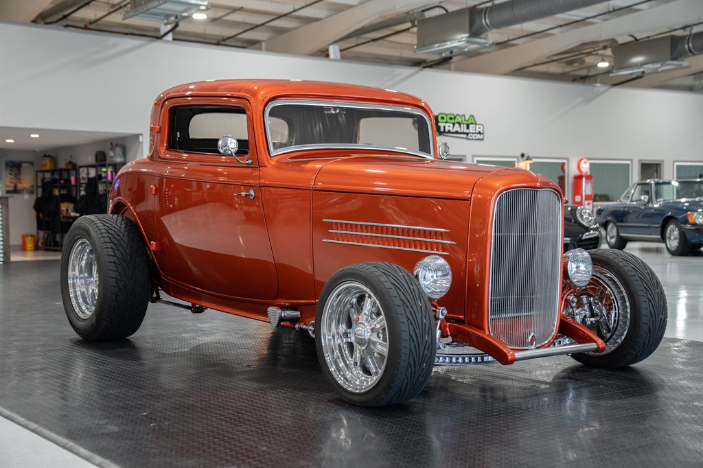 1932 Ford 3-Window Coupe 13