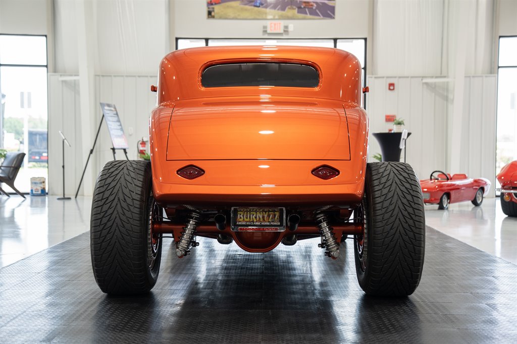 1932 Ford 3-Window Coupe 7