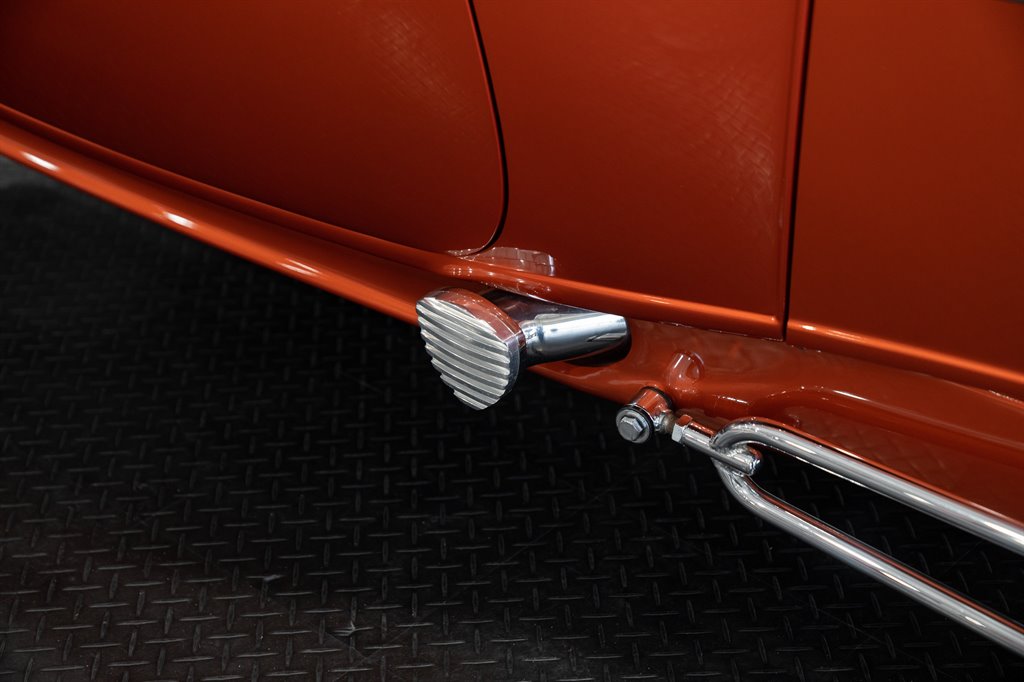 1932 Ford 3-Window Coupe 29