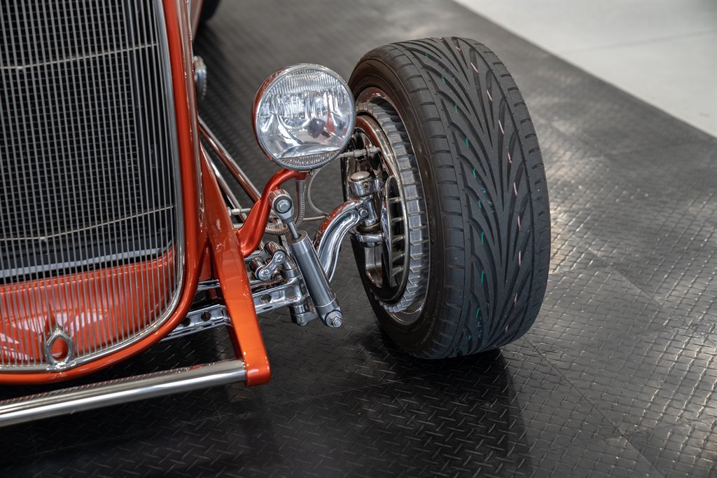 1932 Ford 3-Window Coupe 17