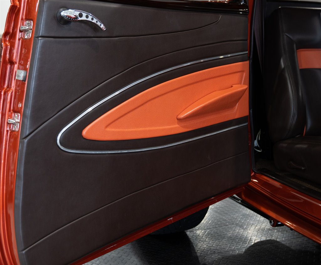 1932 Ford 3-Window Coupe 56
