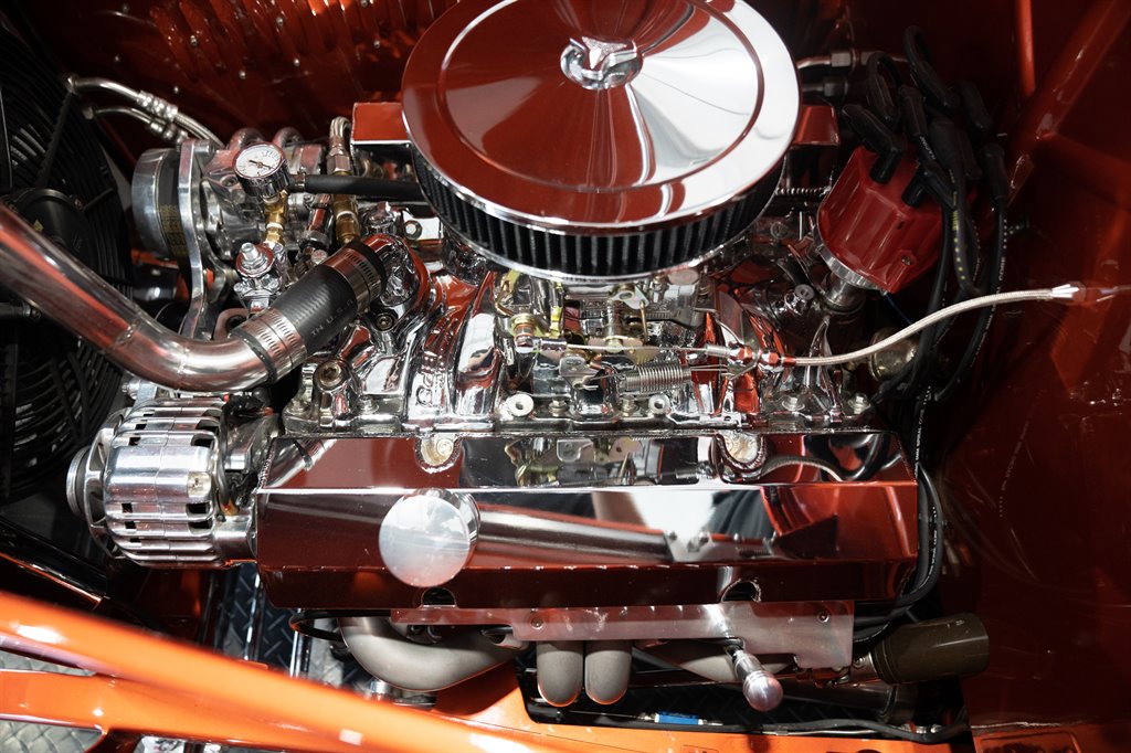 1932 Ford 3-Window Coupe 69