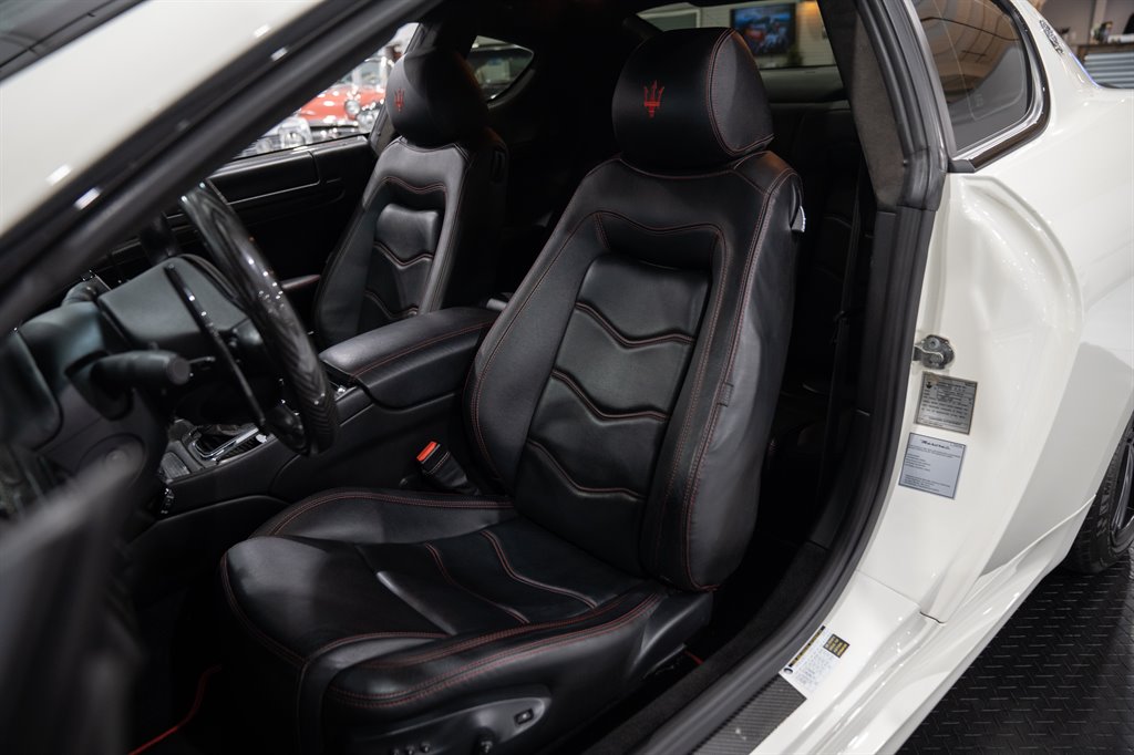 2012 Maserati Granturismo 39