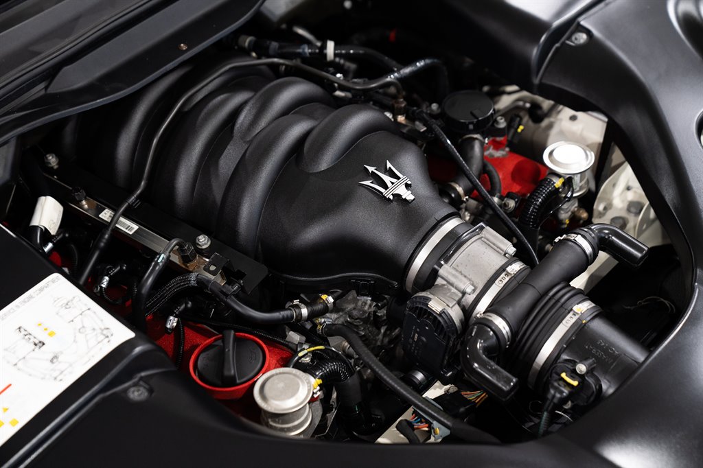 2012 Maserati Granturismo 71