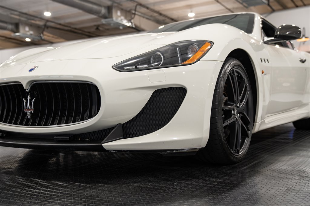2012 Maserati Granturismo 17