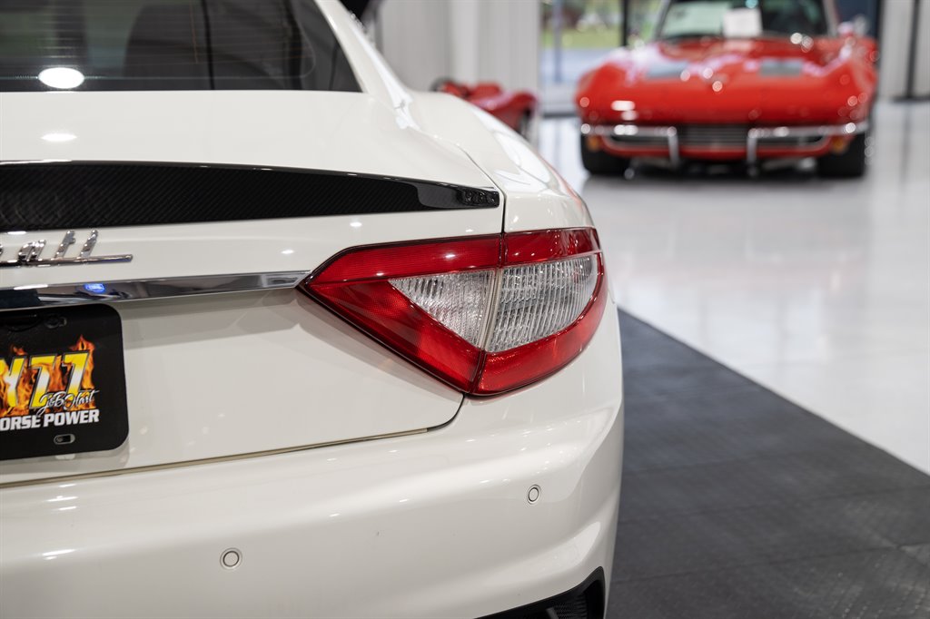2012 Maserati Granturismo 32