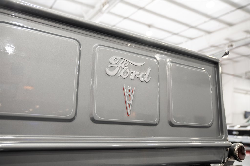 1941 Ford F1 37
