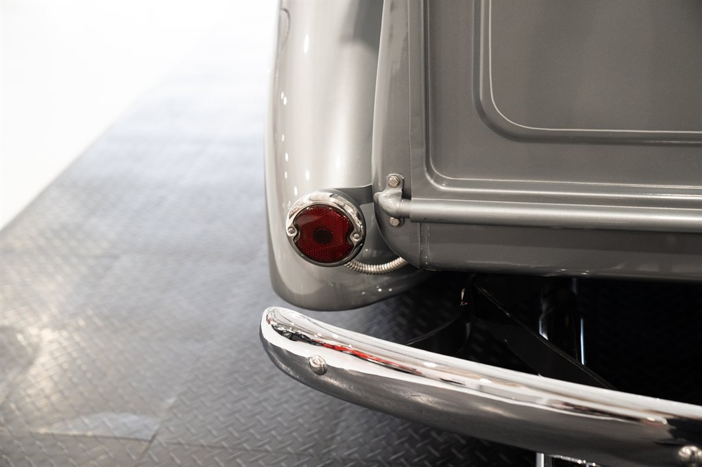 1941 Ford F1 38