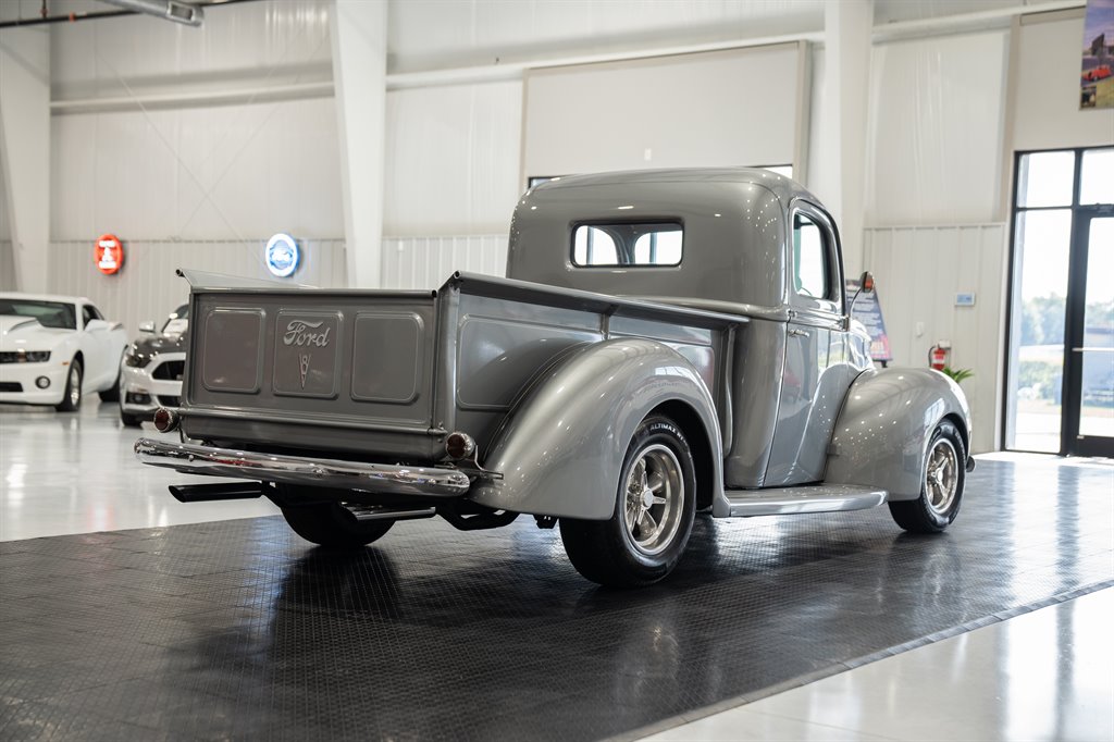 1941 Ford F1 9