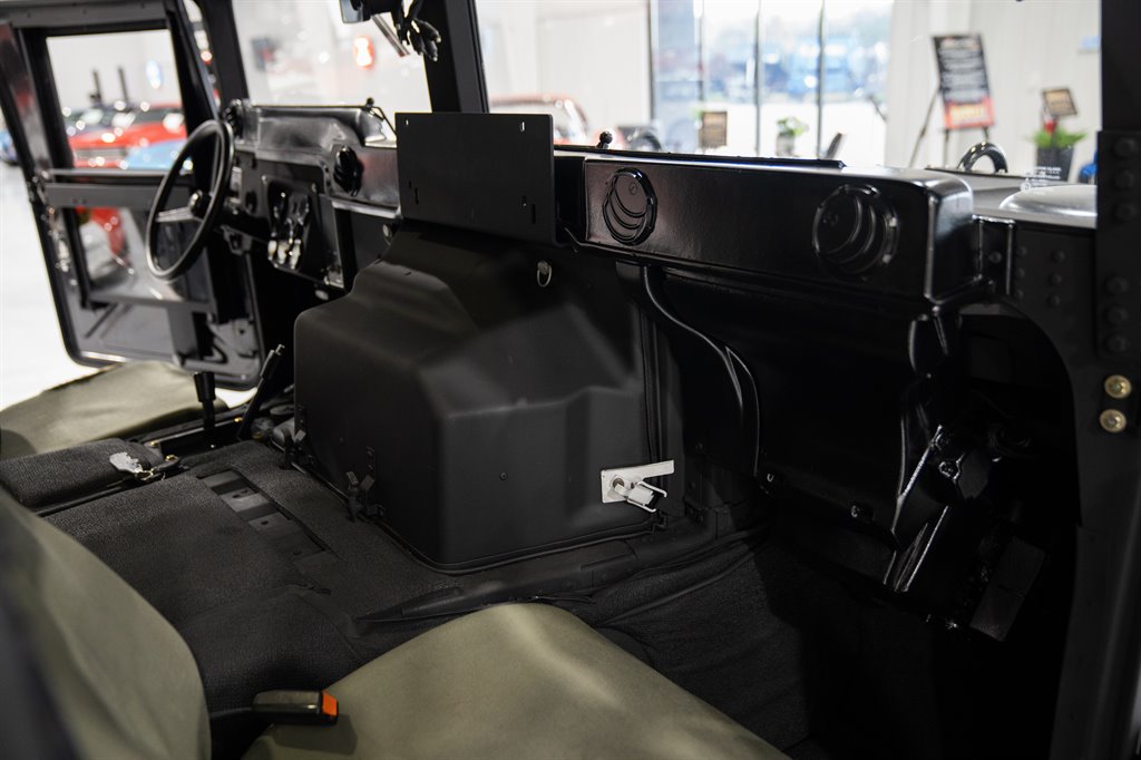 2006 AM General Hummer H1 45