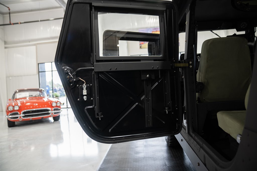 2006 AM General Hummer H1 49