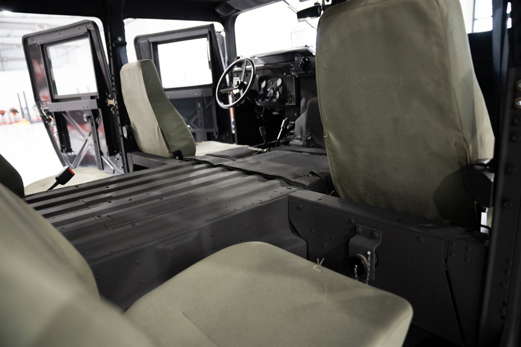 2006 AM General Hummer H1 54