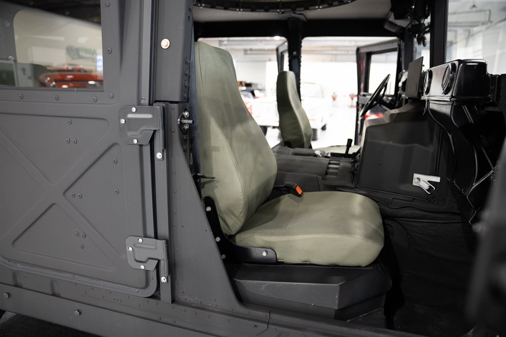 2006 AM General Hummer H1 47