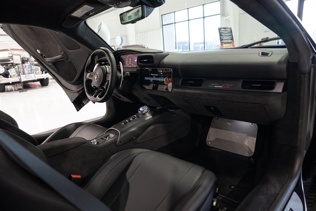 2022 Maserati MC20 64