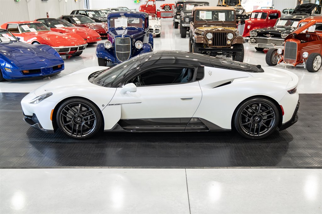 2022 Maserati MC20 6