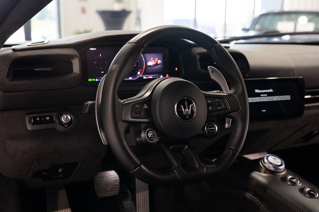 2022 Maserati MC20 56