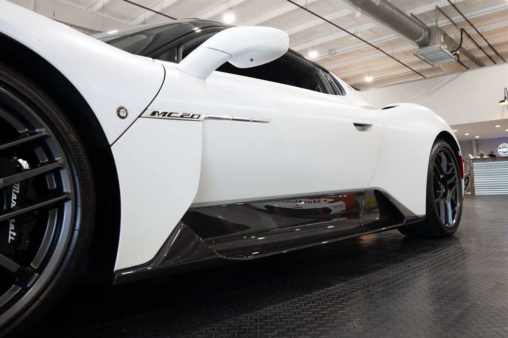 2022 Maserati MC20 33